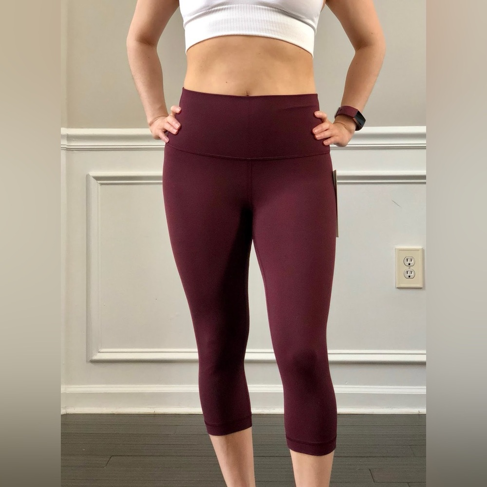Lululemon Align HR Crop 17” Workout Yoga Pants size 6